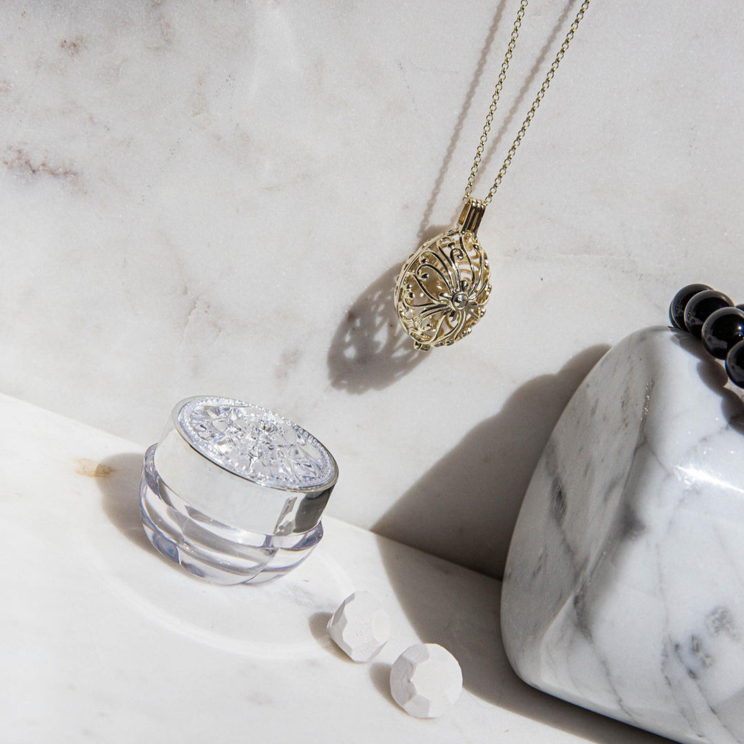 Tranquillity Gold Necklace and Bracelet Bundle