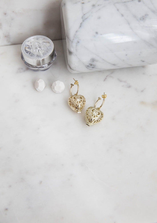 Load image into Gallery viewer, Tranquillity Gold Necklace and Earring Bundle
