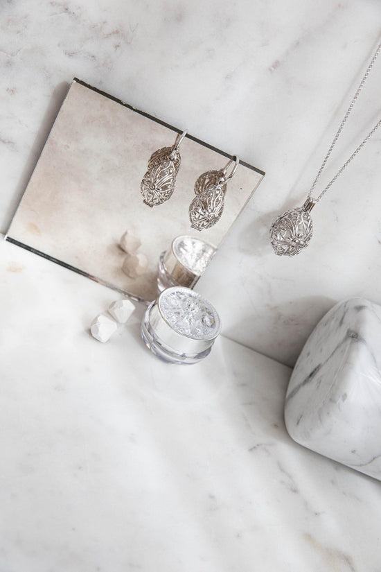 Load image into Gallery viewer, Tranquillity Silver Necklace and Earring Bundles
